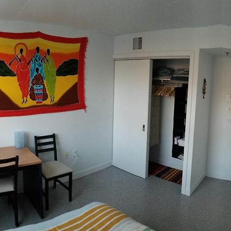 Very Nice, Clean And Quiet Double Room Next To Downtown Montréal Exterior foto