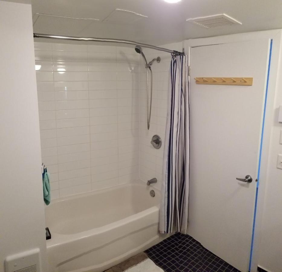 Very Nice, Clean And Quiet Double Room Next To Downtown Montréal Exterior foto